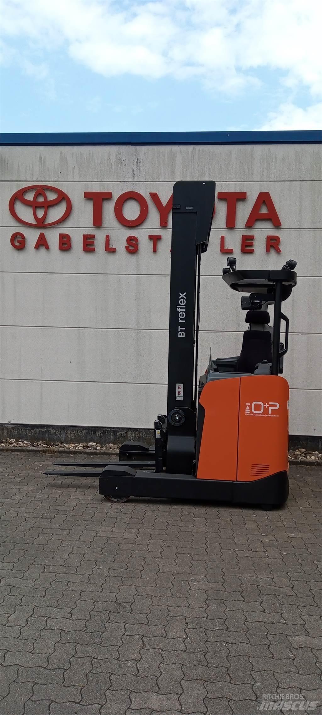 Toyota RRE 160H Šakiniai krautuvai su prailgintu keltuvu