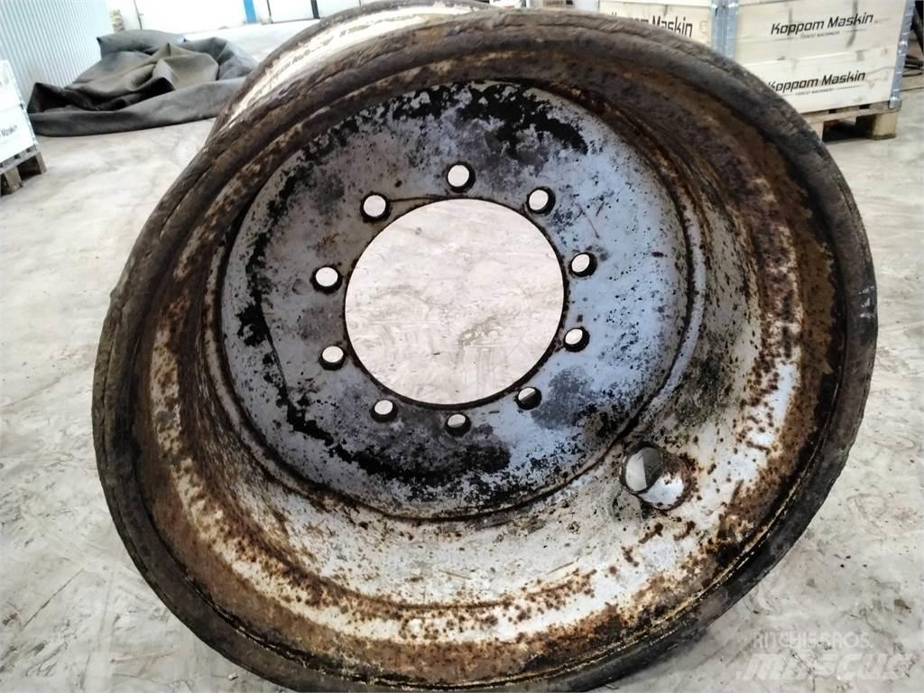 Valmet 836 20x26,5 Padangos, ratai ir ratlankiai