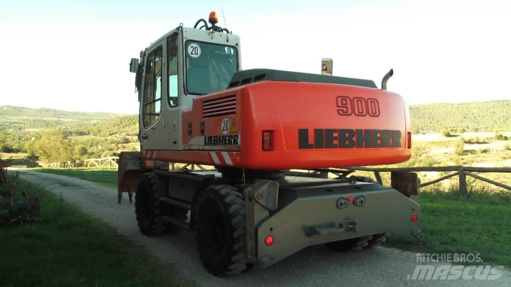 Liebherr A 900 C Ratiniai ekskavatoriai