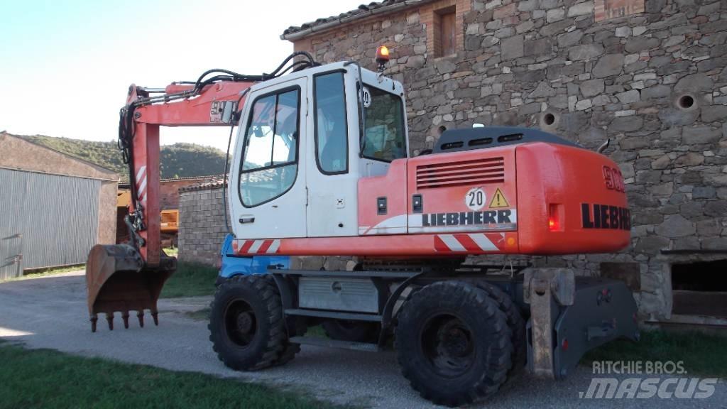 Liebherr A 900 C Ratiniai ekskavatoriai