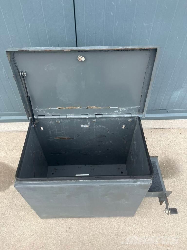 Liebherr / Toolbox Transportas - Kita