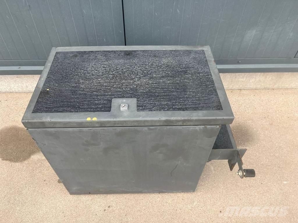 Liebherr / Toolbox Transportas - Kita