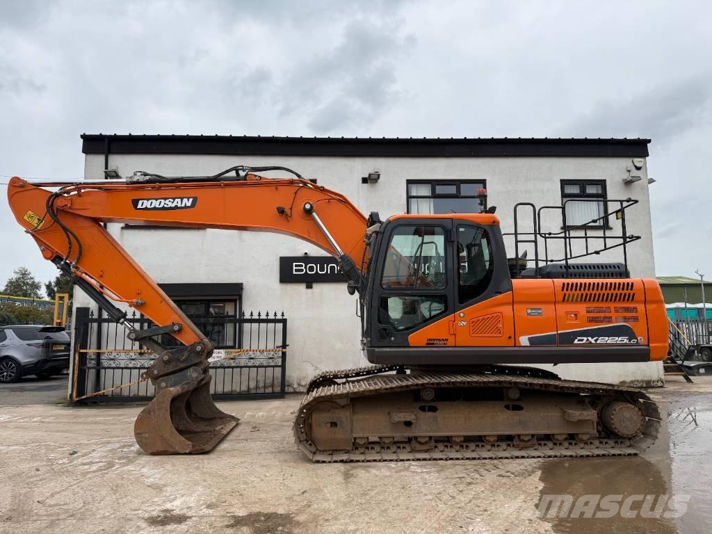 Doosan DX 225 LC-5 Vikšriniai ekskavatoriai