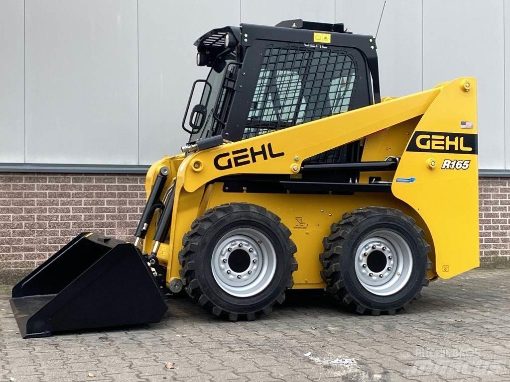 Gehl R165 Krautuvai su šoniniu pasukimu