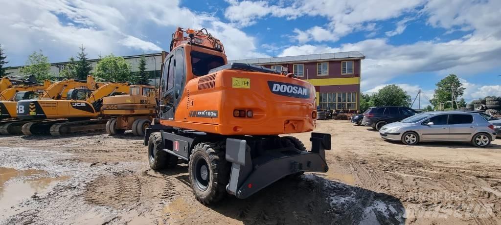 Doosan DX 160 W Ratiniai ekskavatoriai
