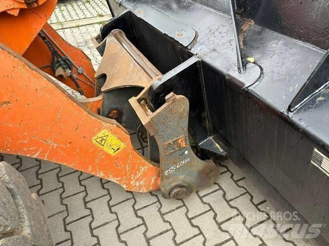 Hitachi ZW 150 Naudoti ratiniai krautuvai