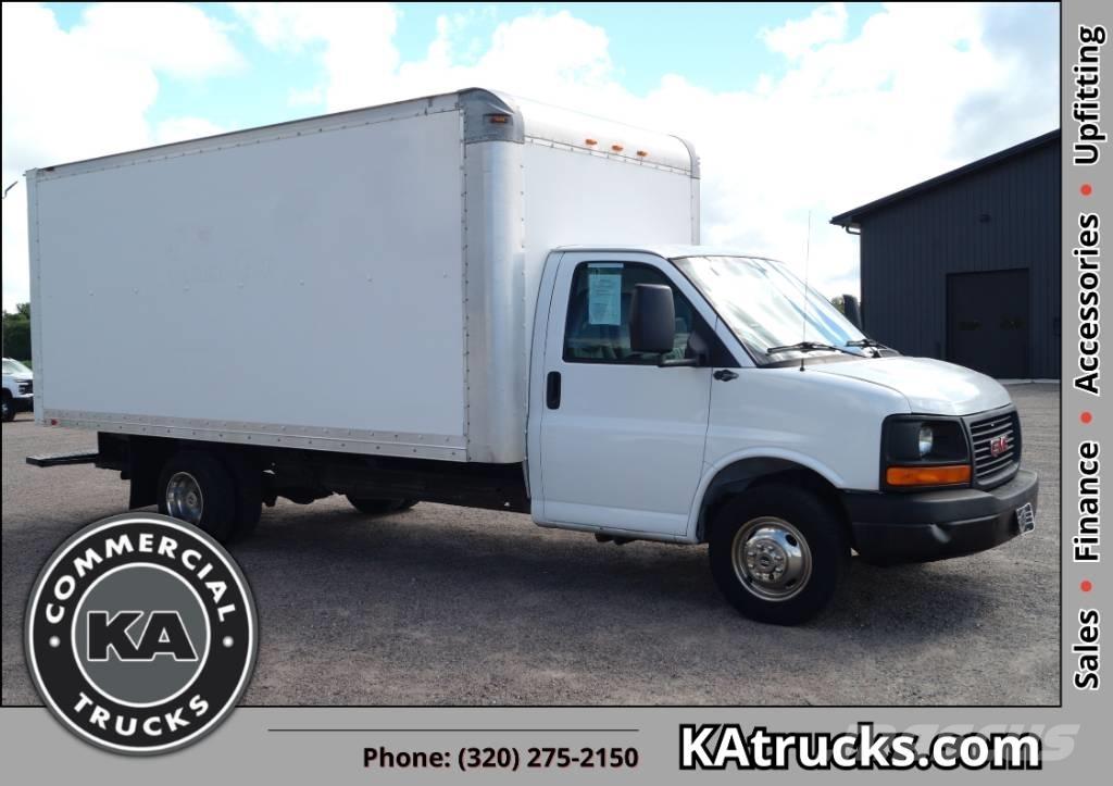GMC Savana G3500 Sunkvežimiai su dengtu kėbulu