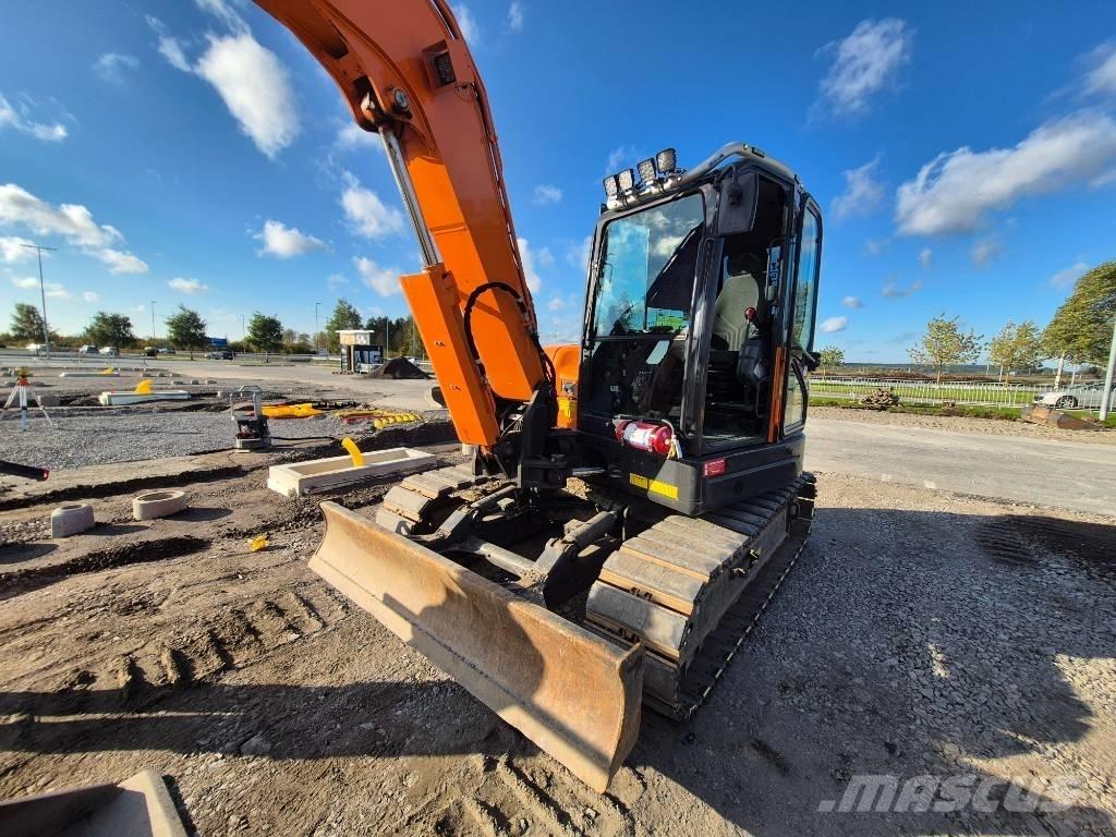 Doosan DX 85 R Vidutinės galios ekskavatoriai 7-12 t