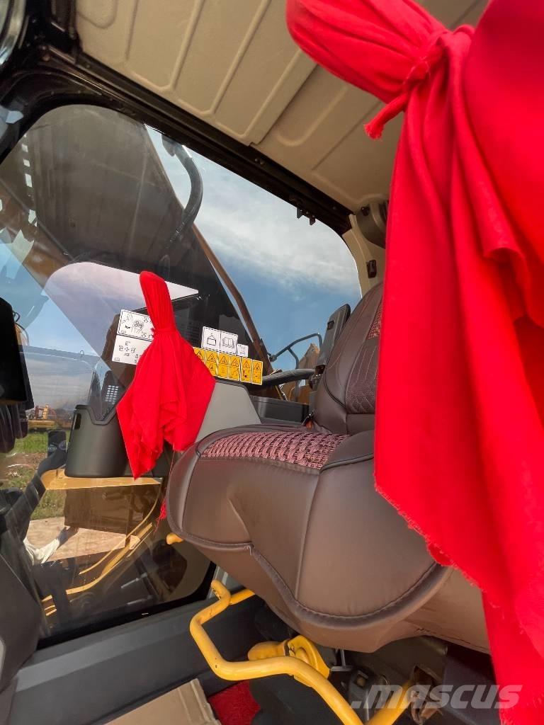 CAT 330GC Vikšriniai ekskavatoriai