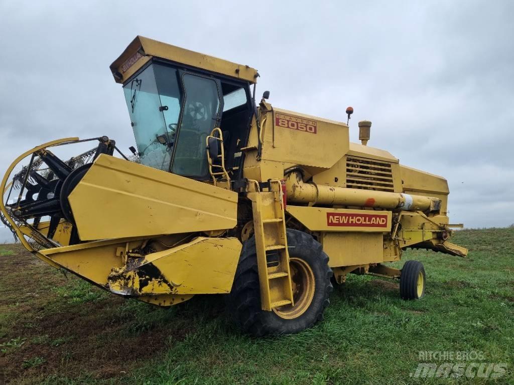 New Holland 8050 Derliaus nuėmimo kombainai