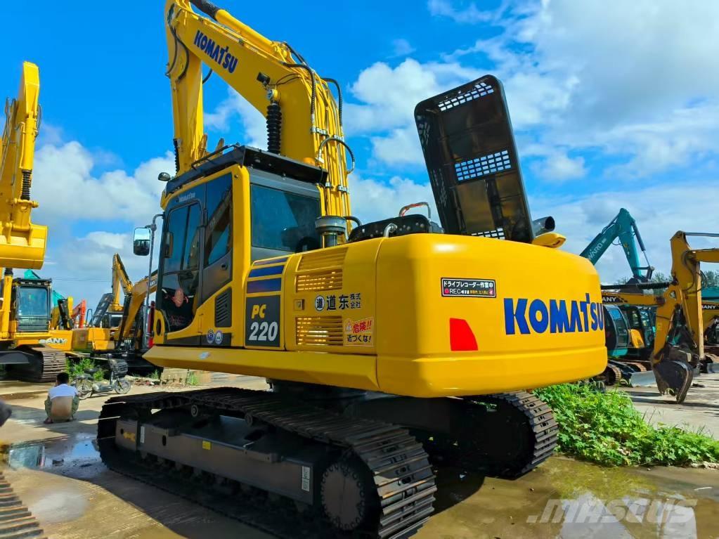 Komatsu PC 220-8 Vikšriniai ekskavatoriai