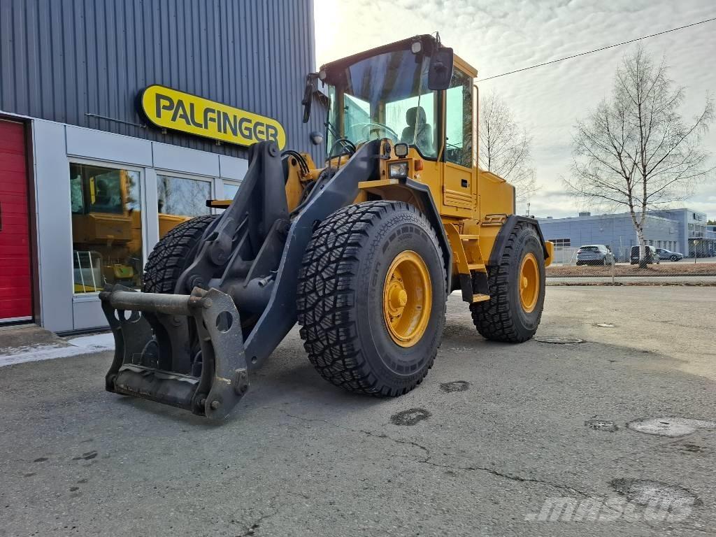 Volvo L70B Naudoti ratiniai krautuvai