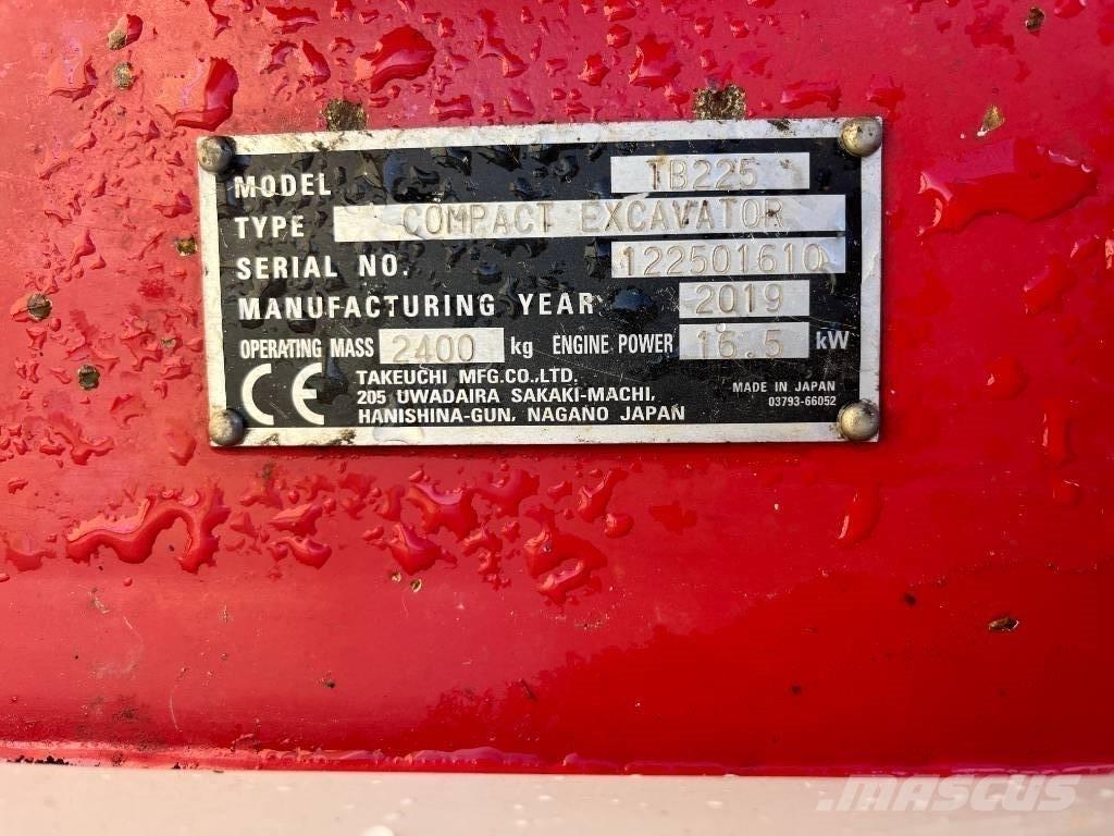 Takeuchi TB 225 Mini ekskavatoriai < 7 t