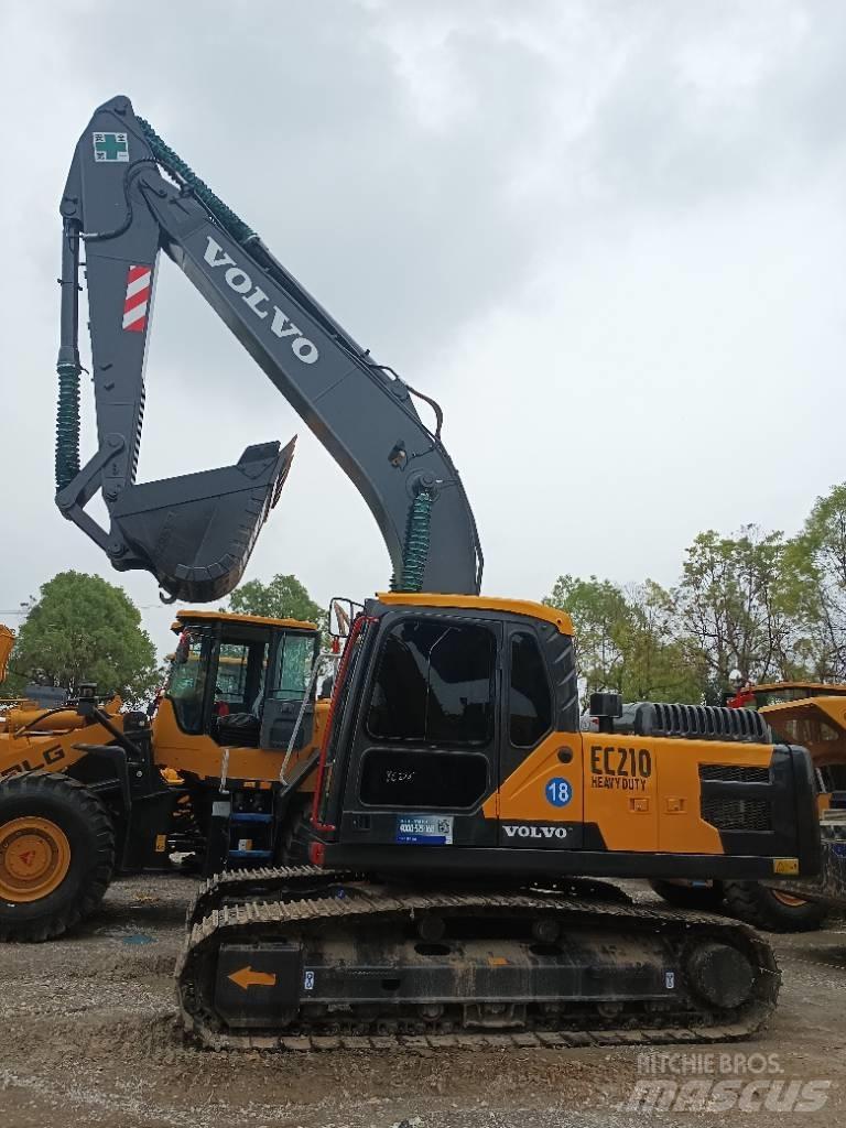 Volvo EC 210 Vidutinės galios ekskavatoriai 7-12 t