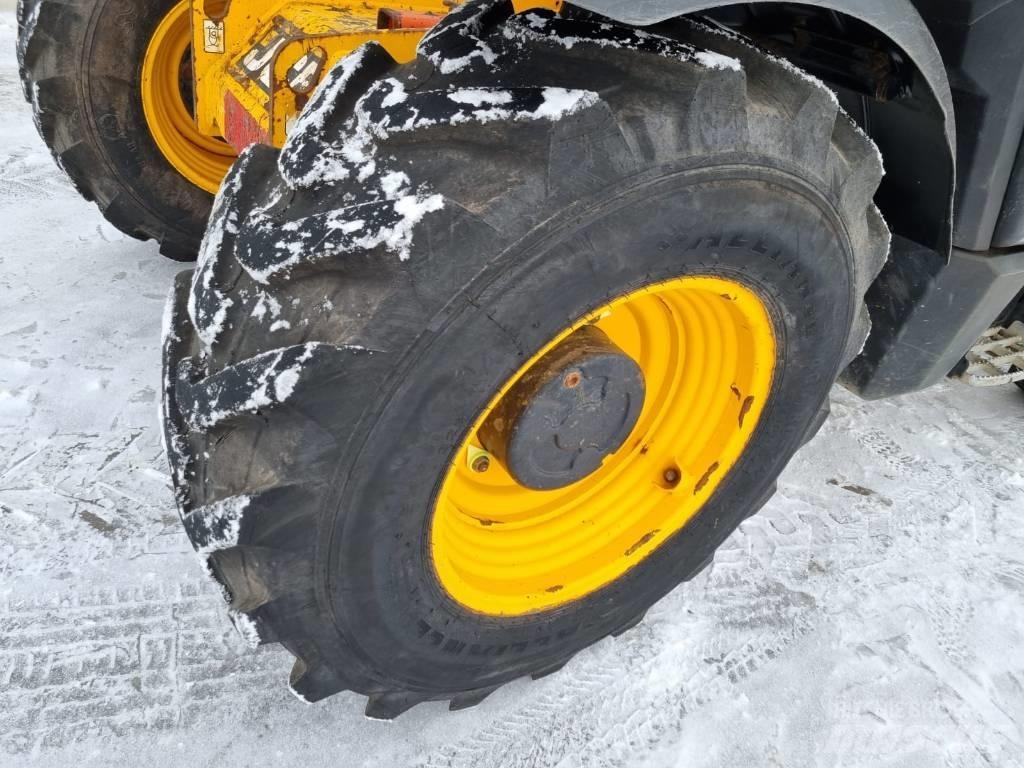 JCB 531-70 Teleskopiniai krautuvai