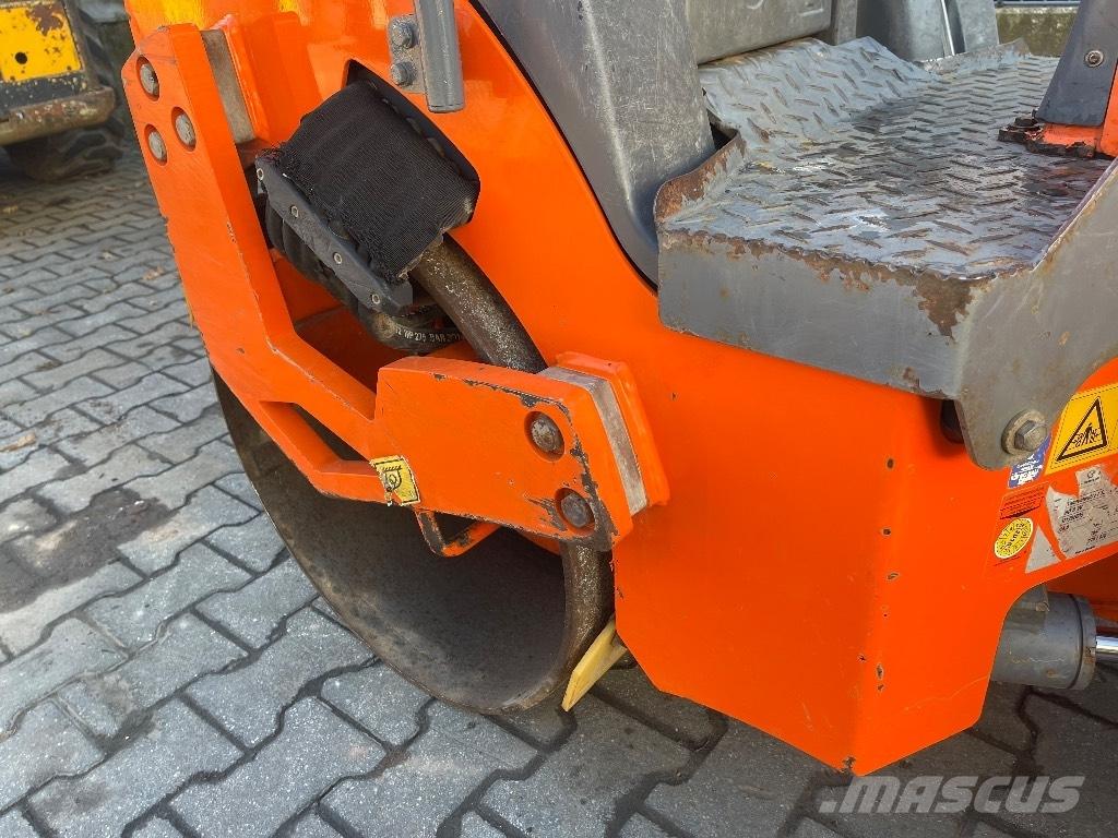 Hamm HD 8 VV Porinių būgnų volai