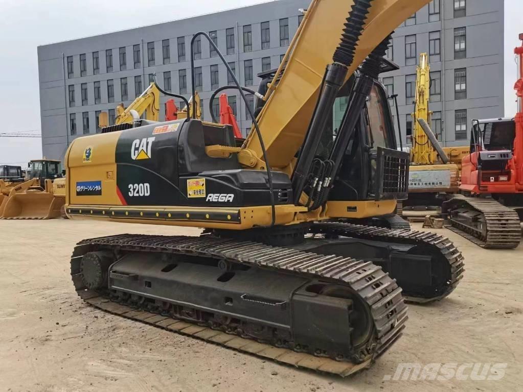 CAT 320 D Vikšriniai ekskavatoriai