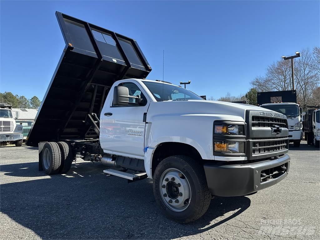 Chevrolet 6500 Savivarčių priekabų vilkikai