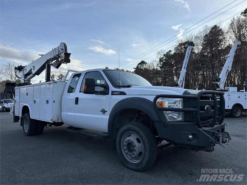 Ford F550 Visuotinės / bendrosios paskirties automobiliai