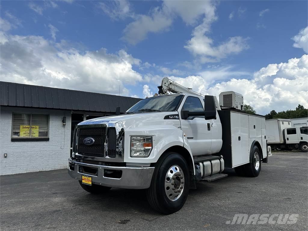 Ford F750 Visuotinės / bendrosios paskirties automobiliai