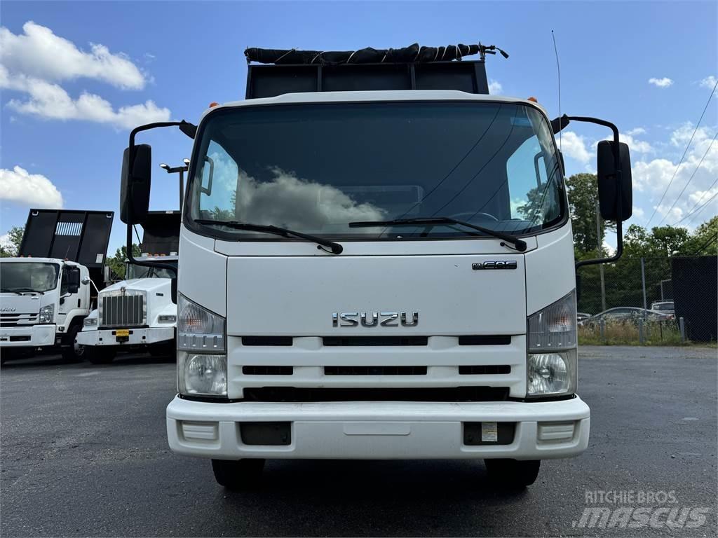 Isuzu NPR HD Savivarčių priekabų vilkikai