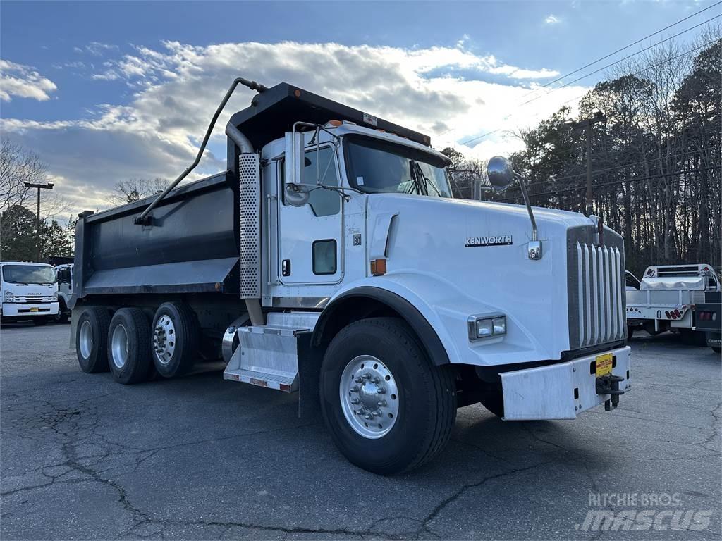 Kenworth T800 Savivarčių priekabų vilkikai
