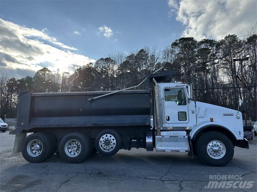 Kenworth T800 Savivarčių priekabų vilkikai