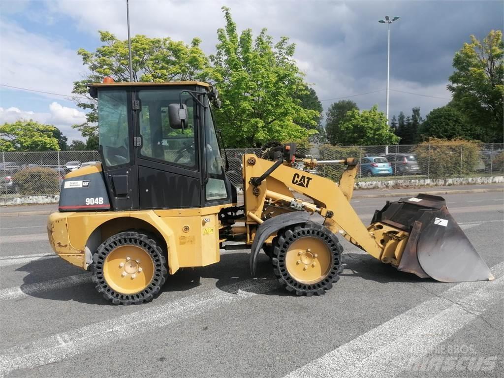 CAT 904B Kiti krovimo ir kasimo mechanizmai ir jų priedai