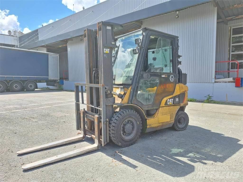 CAT DP25NT Šakiniai krautuvai - Kita