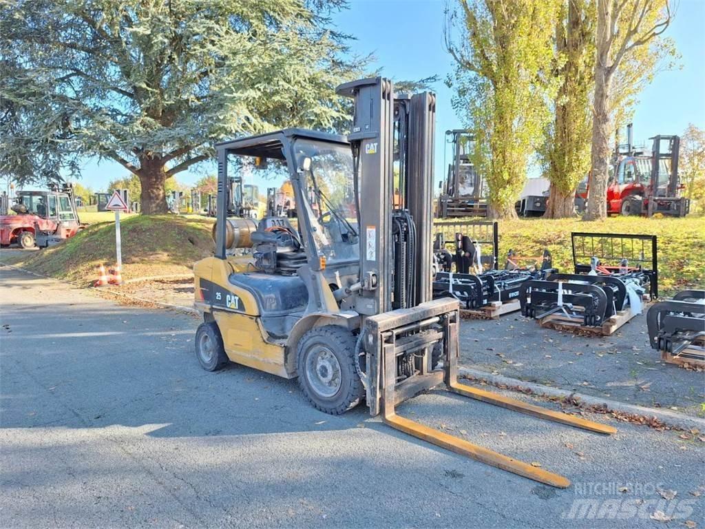 CAT GP25NT Šakiniai krautuvai - Kita