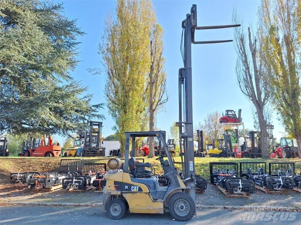 CAT GP25NT Šakiniai krautuvai - Kita
