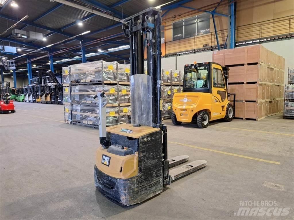 CAT NSP16N2 Rankiniai vėžimėliai
