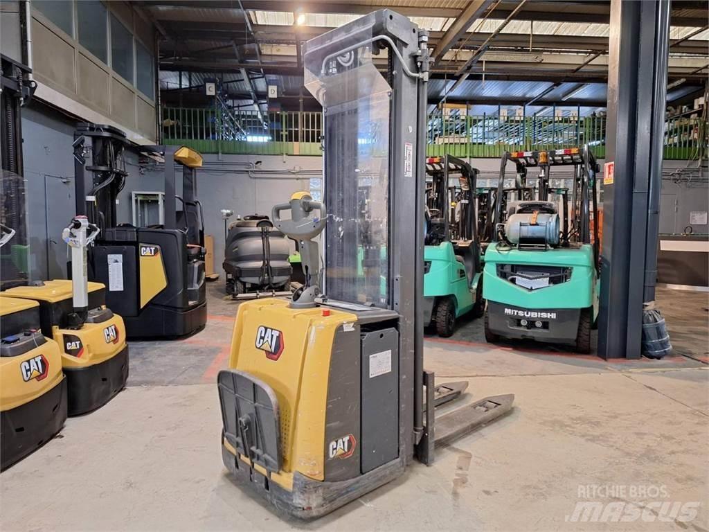 CAT NSV16P Savaeigiai rietuvai