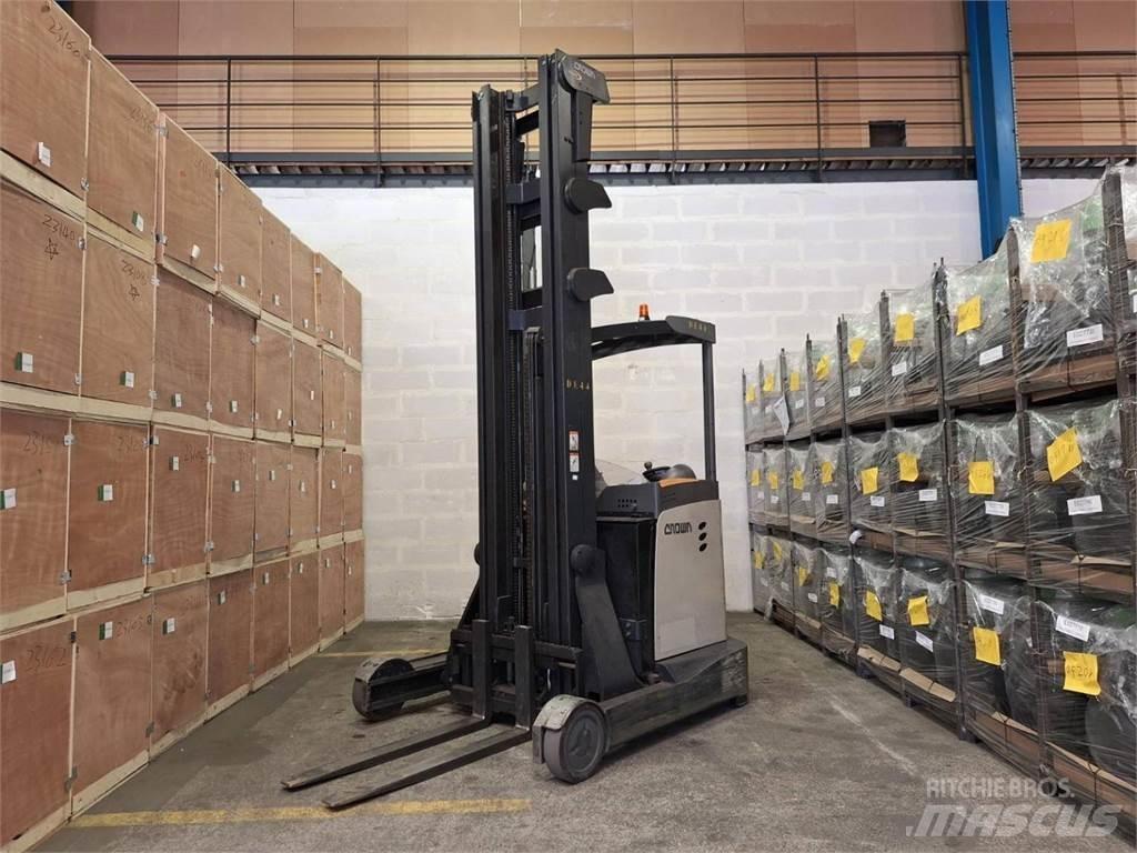 Crown ESR 5260 Šakiniai krautuvai su prailgintu keltuvu