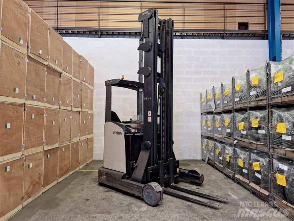 Crown ESR 5260 Šakiniai krautuvai su prailgintu keltuvu
