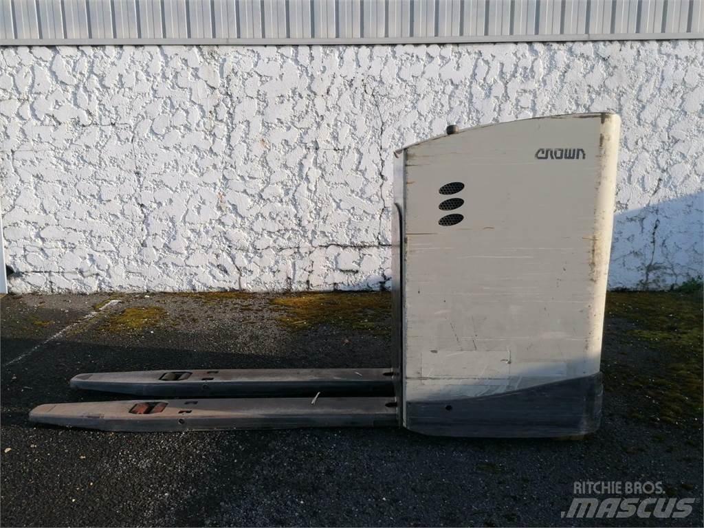 Crown RT4000 Savaeigiai rietuvai