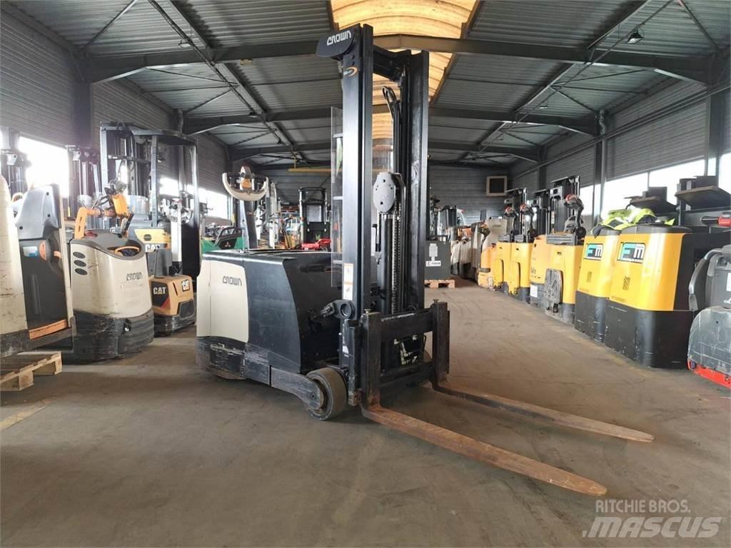 Crown SHC5540 Rankiniai vėžimėliai