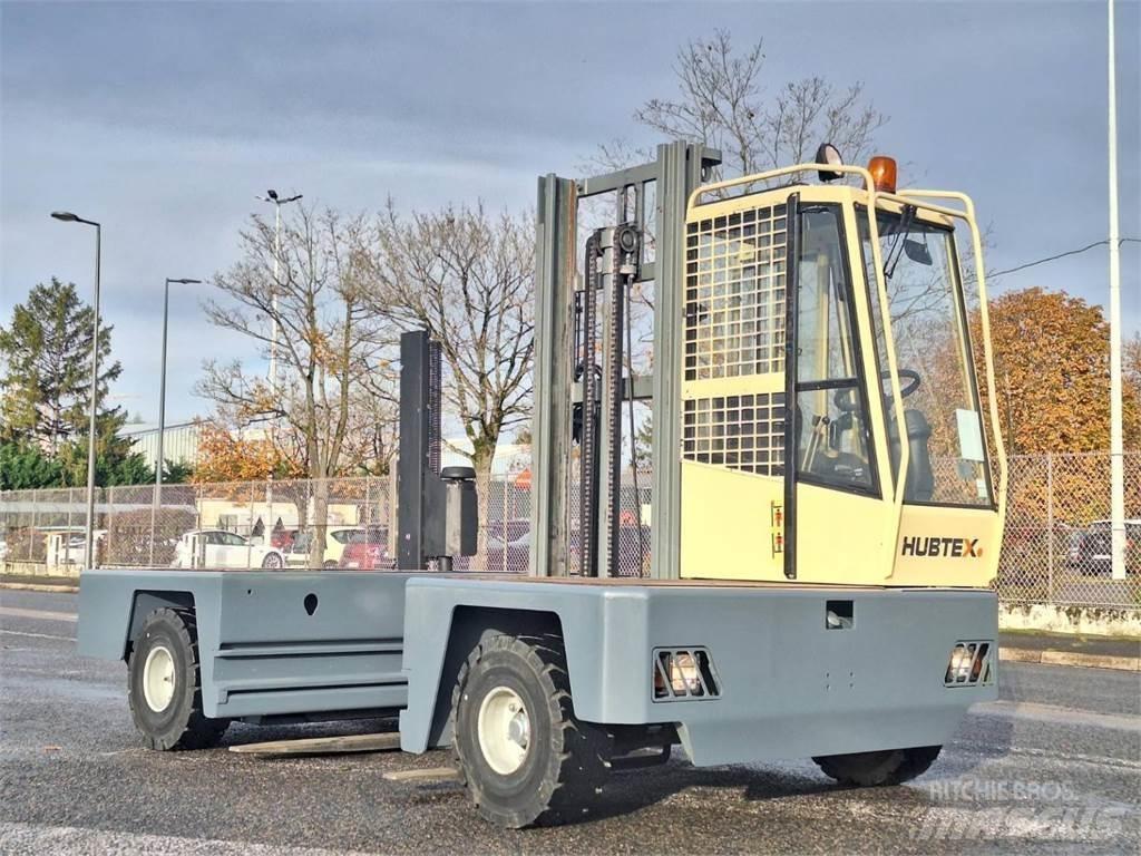 Hubtex S30 D Krautuvai su pakrovimu iš šonų