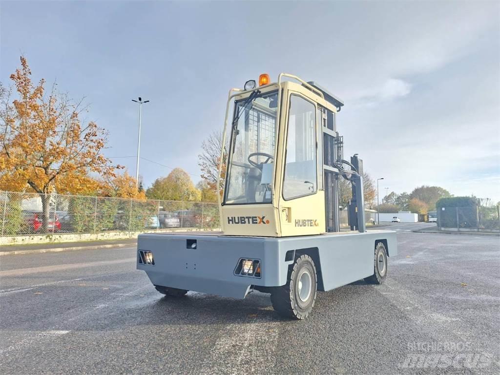 Hubtex S30 D Krautuvai su pakrovimu iš šonų