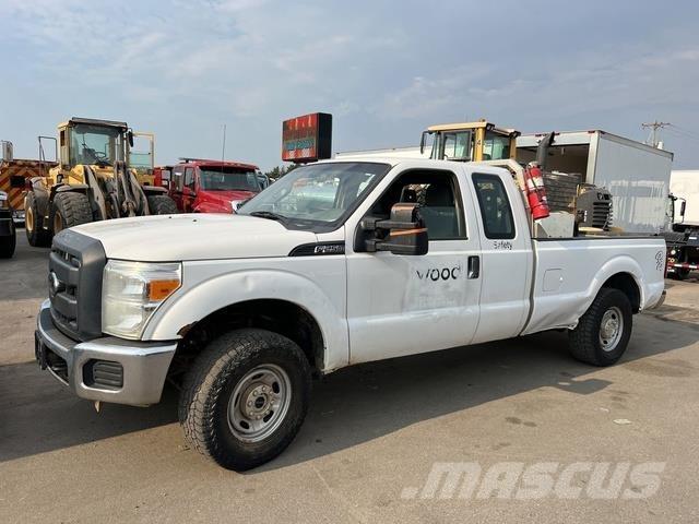 Ford SUPER DUTY 4X4 Statyba - Kita