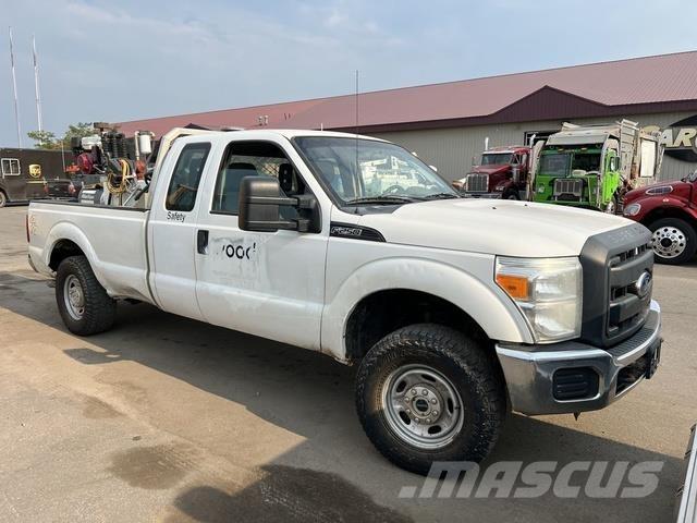 Ford SUPER DUTY 4X4 Statyba - Kita