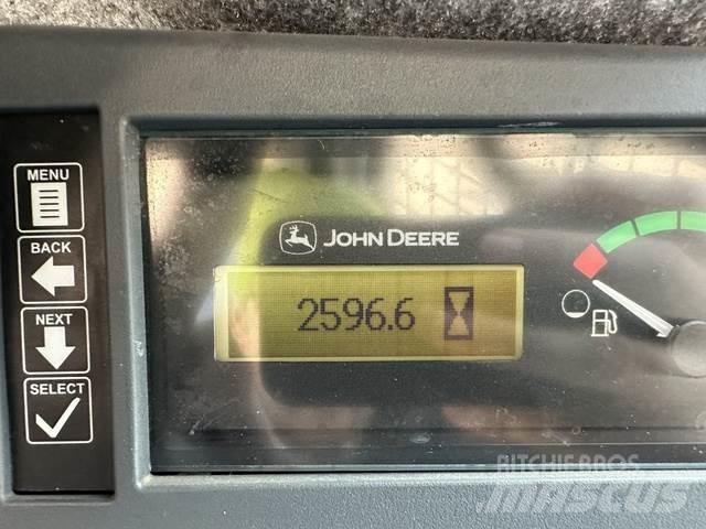 John Deere 331G Statyba - Kita