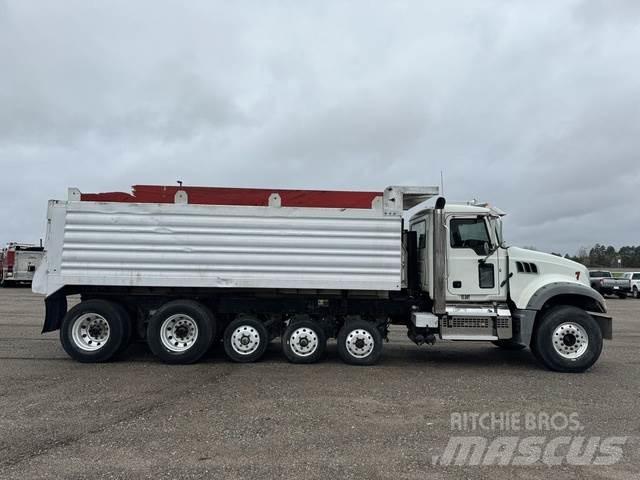 Mack GRANITE Kita