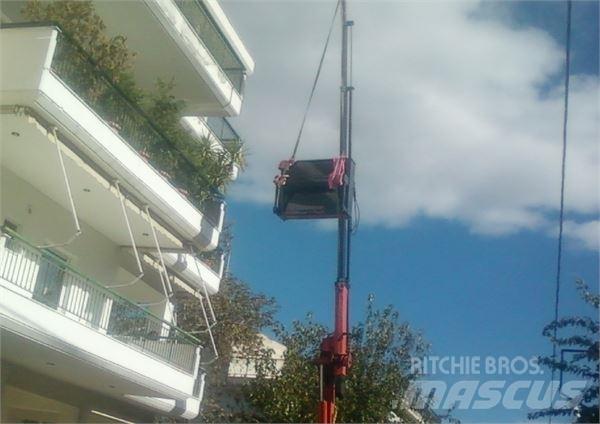 Ferrari  Ant vilkikų montuojamos kėlimo platformos