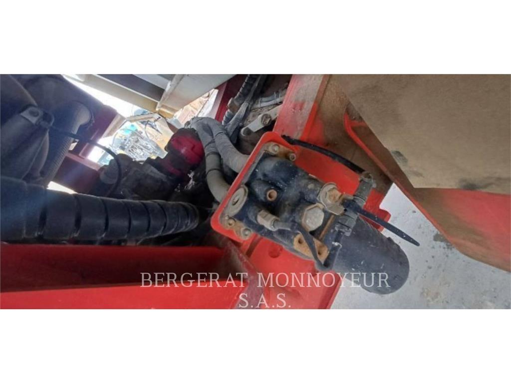 Astra RD40 Karjeriniai savivarčiai