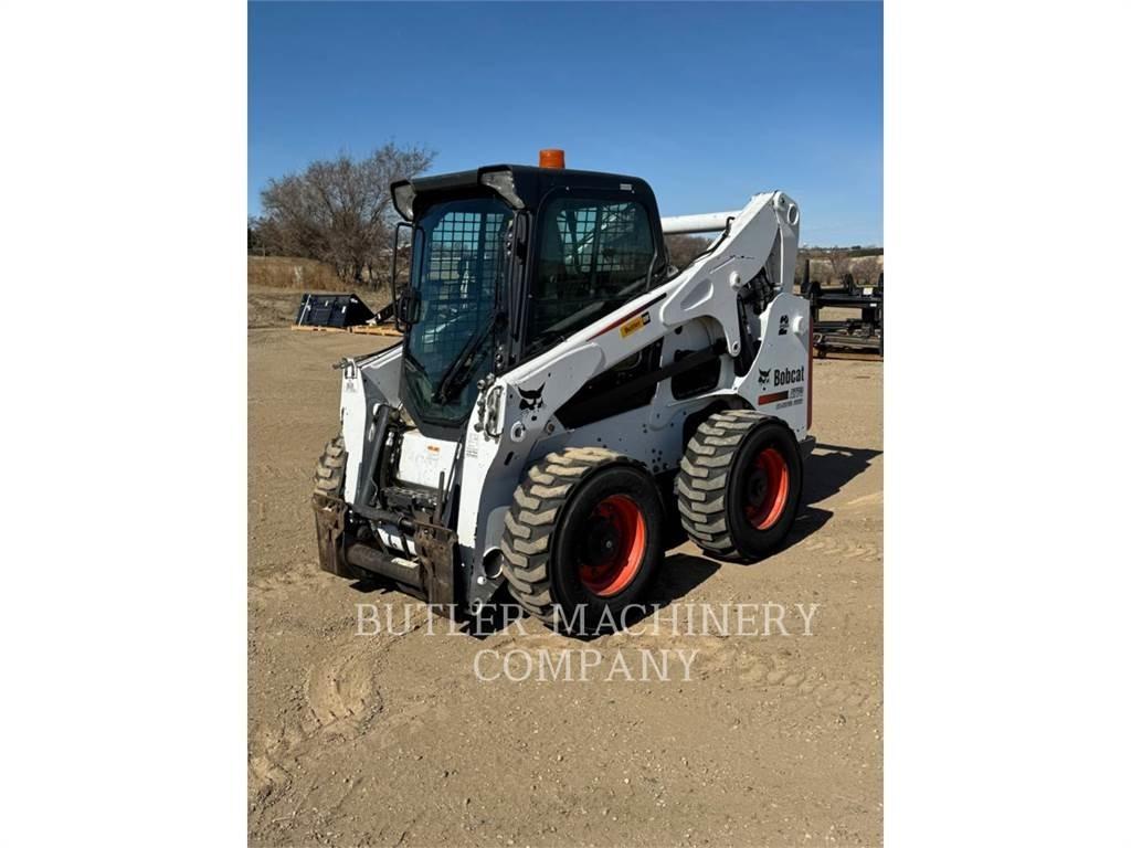 Bobcat A770 Krautuvai su šoniniu pasukimu