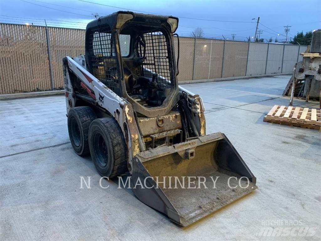 Bobcat S450 Krautuvai su šoniniu pasukimu