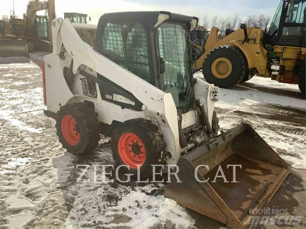Bobcat S570 Krautuvai su šoniniu pasukimu
