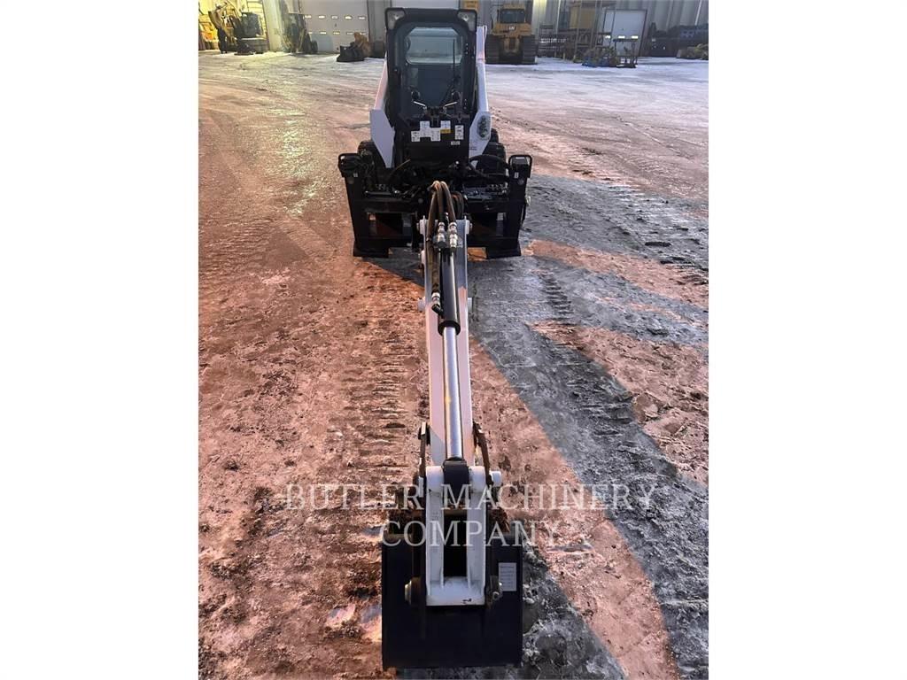 Bobcat S590 Krautuvai su šoniniu pasukimu