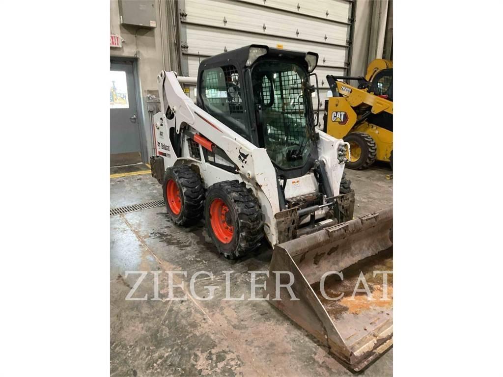Bobcat S595 Krautuvai su šoniniu pasukimu
